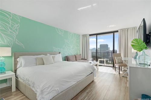 1022-1850 Ala Moana Blvd, Honolulu, HI, 96815-1602 | Card Image