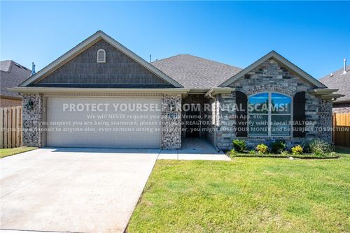4505 W Divide Dr, Fayetteville, AR, 72704-4020 | Card Image