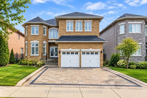 25 Greenshire St, Richmond Hill, ON, L4B4V3 | Card Image