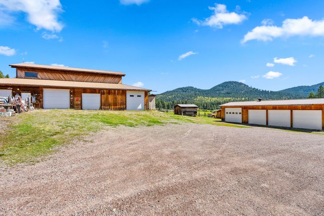 Barn & detached garage | Image 55
