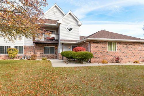 170 W Aspen Ct, Oak Creek, WI, 53154-4447 | Card Image