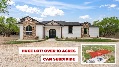 4493 Smith Rd, Von Ormy, TX, 78073-4704 | Card Image