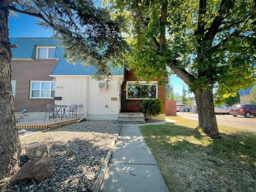 1427 Lakemount Blvd S, Lethbridge, AB, T1K3K3 | Card Image