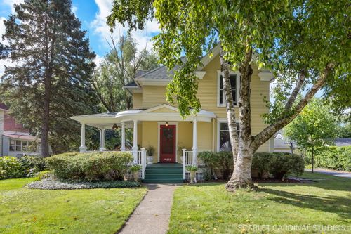 221 E Shannon St, Elburn, IL, 60119-8916 | Card Image