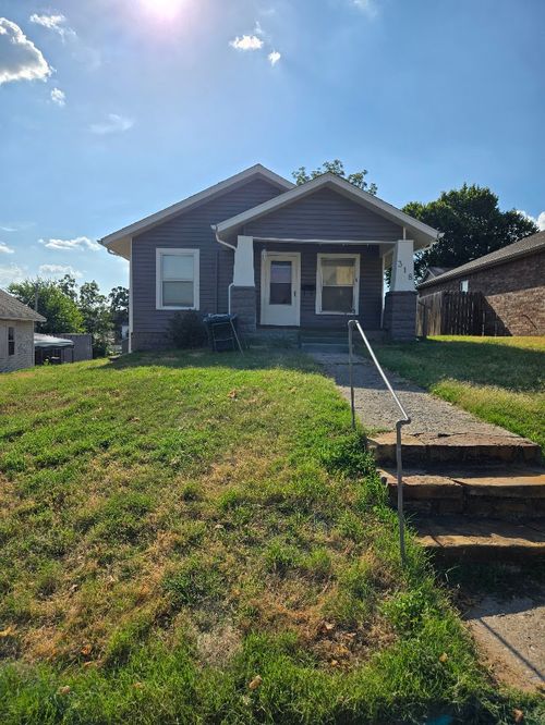 318 Lincoln Ave, Sand Springs, OK, 74063-7616 | Card Image