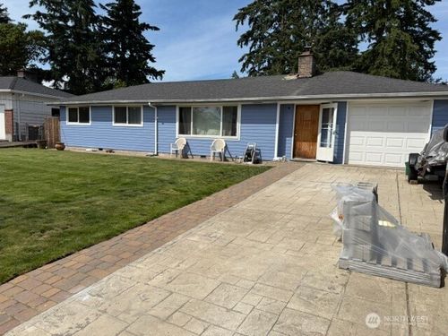 17953 48th Ave S, SeaTac, WA, 98188-4608 | Card Image