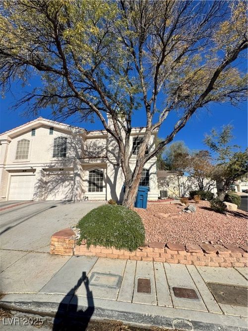 8014 Dorinda Ave, Las Vegas, NV, 89147-5039 | Card Image