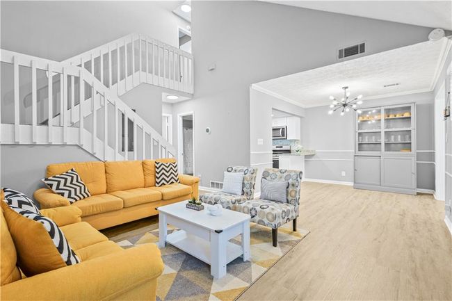 1707 Cotton Patch Ln, Condo with 3 bedrooms, 2 bathrooms and 2 parking in Alpharetta GA | Image 4