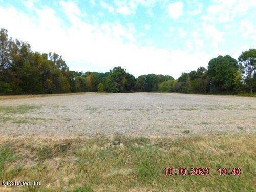 0000 Dean Rd, Nesbit, MS, 38651 | Card Image