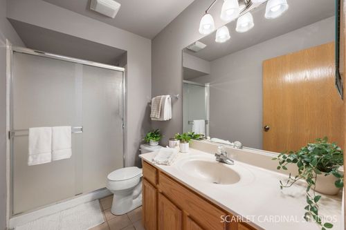unit-104-2204 Waterleaf Ct, Naperville, IL, 60564-4983 | Card Image