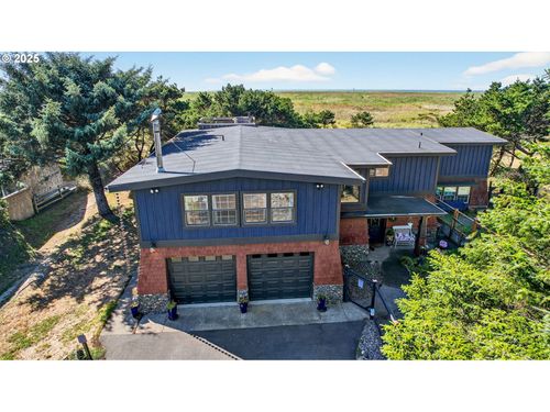 89728 Ocean Dr, Warrenton, OR, 97146-7194 | Card Image