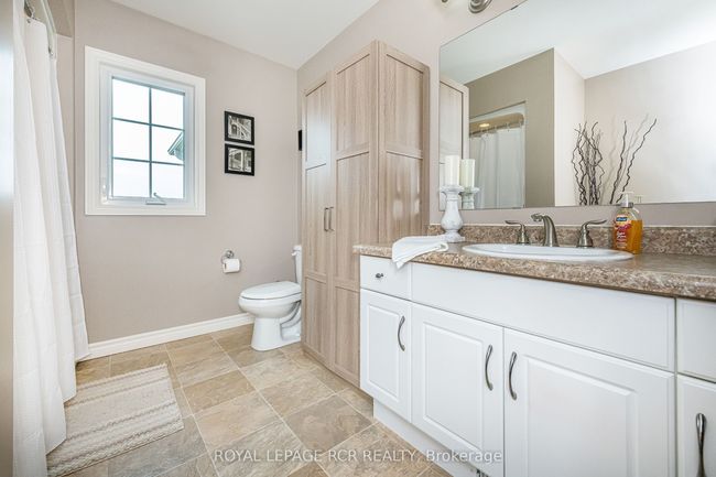 384154 20 Sideroad, House other with 3 bedrooms, 2 bathrooms and 10 parking in Amaranth ON | Image 21