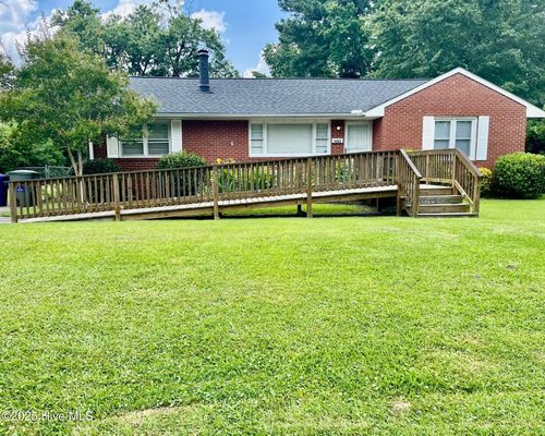 4083 Pitt St, Ayden, NC, 28513-7195 | Card Image