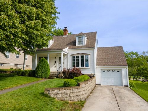 126 Parkwood Dr, West Milton, OH, 45383-1846 | Card Image