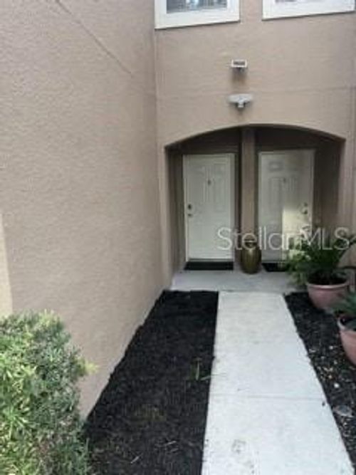 6-2495 Lancien Ct, Orlando, FL, 32826-3992 | Card Image