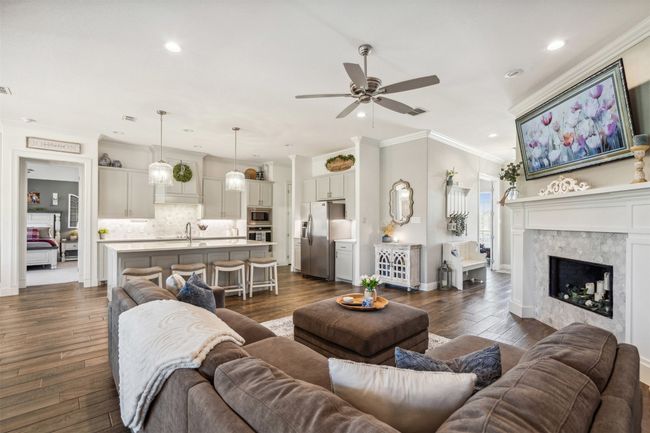 Tons of natural light | Image 10