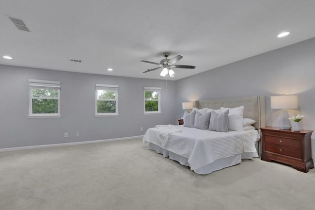 3757 Peachtree Corners Cir, House other with 5 bedrooms, 5 bathrooms and null parking in Norcross GA | Image 13