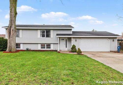 13051 Southland Court, Holland, MI, 49424 | Card Image