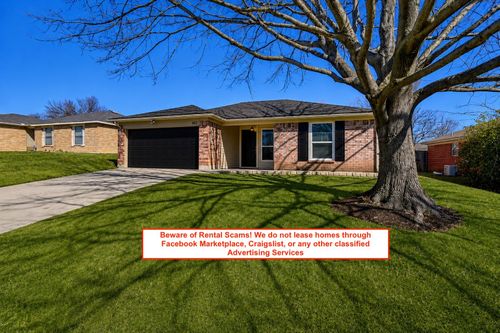 832 Blue Ridge Dr, Burleson, TX, 76028-7309 | Card Image