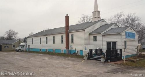 2126 Harwine St, Flint, MI, 48532-5118 | Card Image