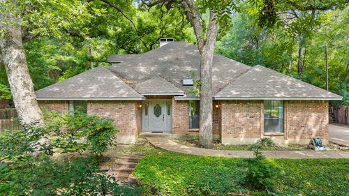 929 Sleepy Hollow Dr, Cedar Hill, TX, 75104-1755 | Card Image