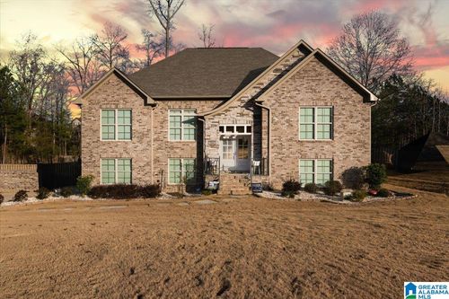 984 Knobloch Ln, Moody, AL, 35004-2690 | Card Image