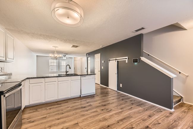5853 Monroe Xing, Townhouse with 2 bedrooms, 3 bathrooms and 2 parking in Antioch TN | Image 12