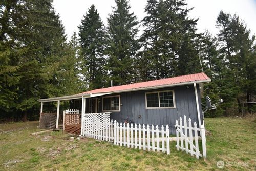 6250 Juniper Ln, Maple Falls, WA, 98266-8224 | Card Image