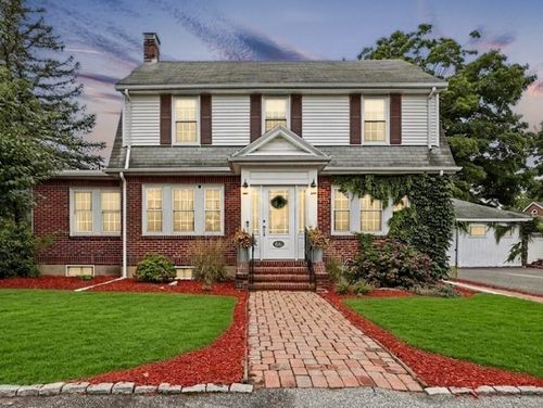 66 Damon Rd, Medford, MA, 02155-2445 | Card Image