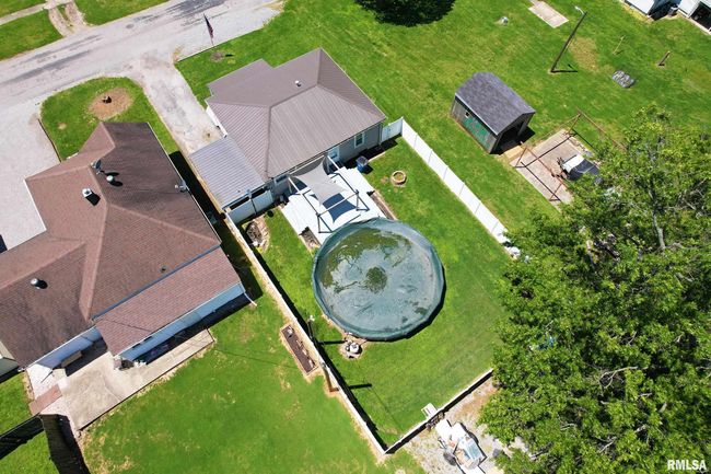 1007 Landes St, House other with 2 bedrooms, 2 bathrooms and null parking in Mount Carmel IL | Image 21