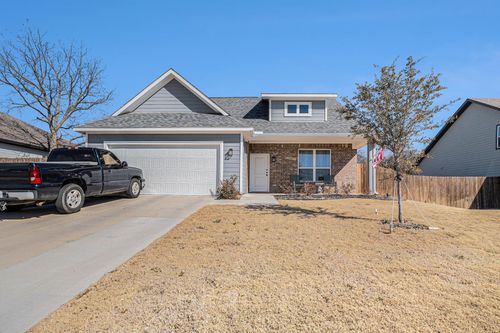 608 Porcupine Dr, Springtown, TX, 76082-5481 | Card Image
