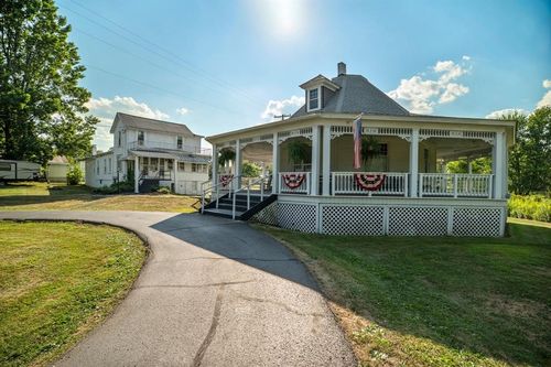 232 N Main St, Cambridge Springs, PA, 16403-1028 | Card Image