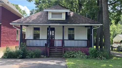 164 Long Ave, Hamburg, NY, 14075-6211 | Card Image