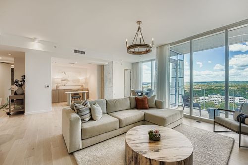 1404-313 W 17th Street, Austin, TX, 78701 | Card Image