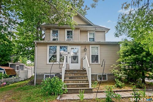 44 Toms Rd, Stamford, CT, 06906-1023 | Card Image