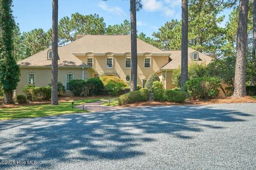 25 Quail Hollow Dr, Pinehurst, NC, 28374-6806 | Card Image