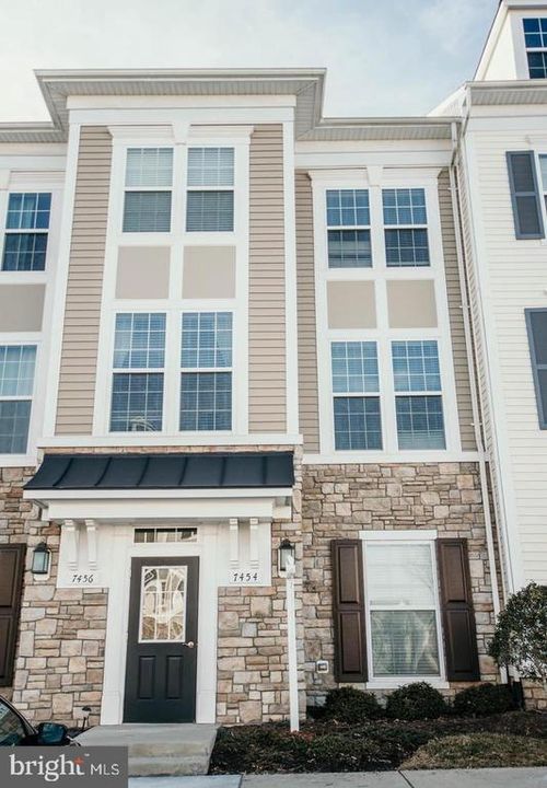 7454 Riding Meadow Way, MANASSAS, VA, 20111-1981 | Card Image