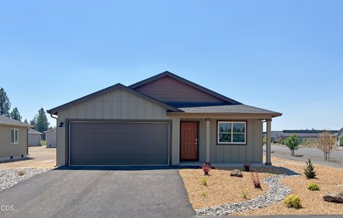 16615 Grey Pine St, La Pine, OR, 97739-8704 | Card Image