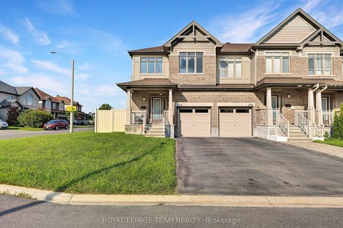 258 Gossamer St, Orléans, ON, K1W0B2 | Card Image