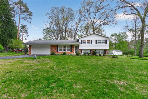 4721 Pin Oak Trail, Jackson, MI, 49201 | Card Image