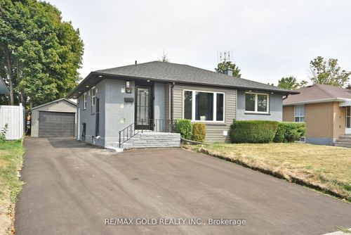 42 Rideout St, Ajax, ON, L1S1P8 | Card Image