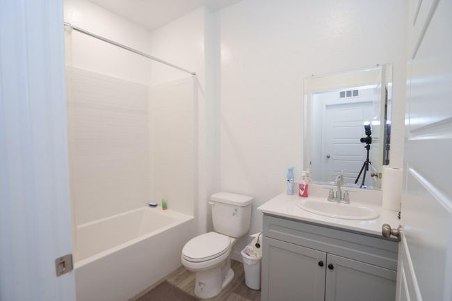 5769 W Austin Way, House other with 6 bedrooms, 0 bathrooms and null parking in Fresno CA | Image 13