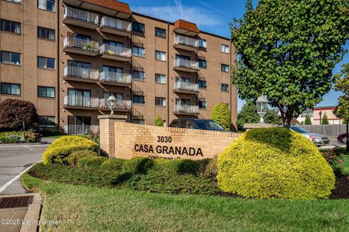 202-3030 Breckenridge Ln, Louisville, KY, 40220-2181 | Card Image