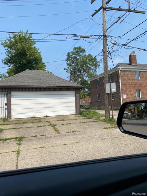 3831 Kendall St, Detroit, MI, 48238-2843 | Card Image