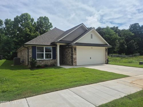 7745 Ferndale Dr, Olive Branch, MS, 38654-1098 | Card Image