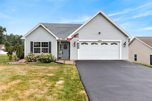 2093 Mykola Rd, Walworth, NY, 14568-9351 | Card Image
