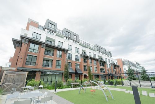 b501-20018 83a Ave, Langley, BC, V2Y3P3 | Card Image