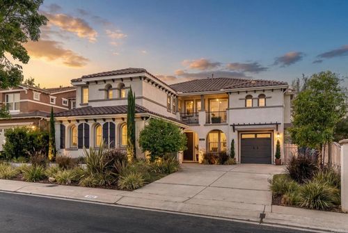 950 Baylor Dr, San Marcos, CA, 92078-1070 | Card Image