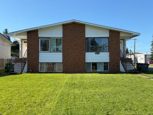 5402 54 Ave, Ponoka, AB, T4J1L9 | Card Image