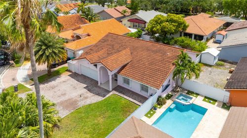 15103 Nw 89th Ct, Miami Lakes, FL, 33018-1364 | Card Image